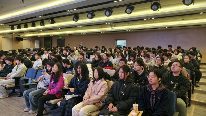 数字产业学院开展春季传染病防控...